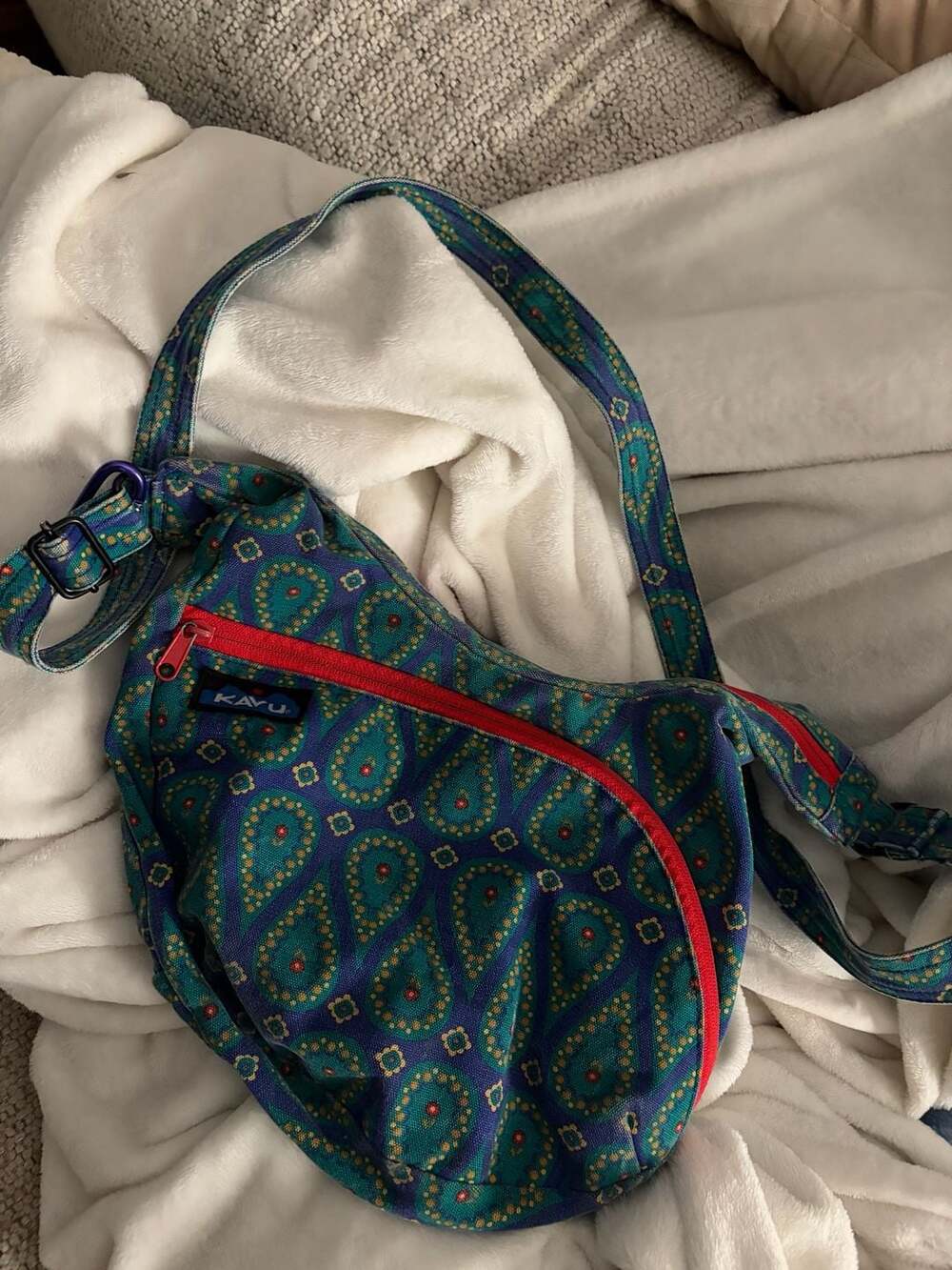 KAVU Rope Sling Bag with Blue and Green Paisley Pattern